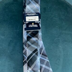 Stafford Men's Tie in Blue and Black Plaid